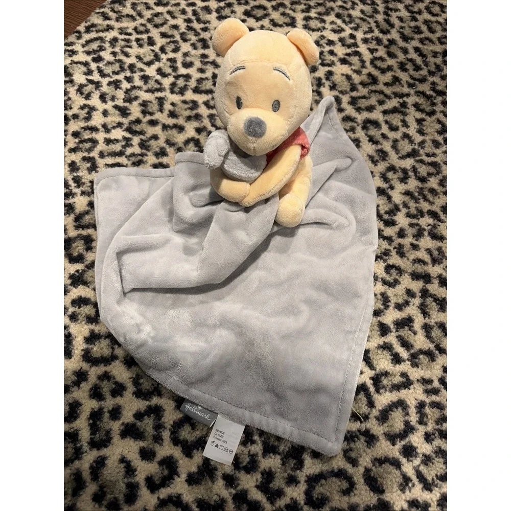 Winnie The Pooh Lovey Blanket Plush Rattle‎ Sweet As Hunny Blankey Hallmark